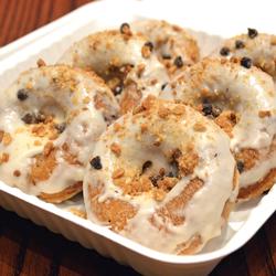 CHOCOLATE CHIP COOKIE DONUTS BOX (6)