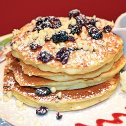 CRANBERRY WHITE CHOCOLATE PANCAKES